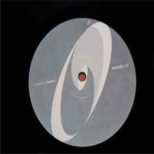 Wu-Tang Clan - Enter The Wu-Tang (36 Chambers) FLAC