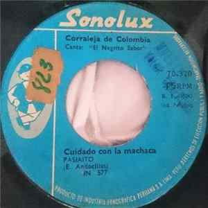 Corraleja de Colombia - Dos Pasajes / Cuidado Con La Machaca FLAC