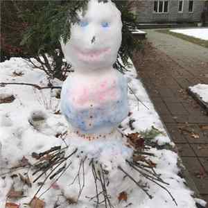 Bernice - Leonardo (And What He Wants For Christmas) FLAC
