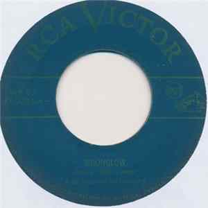 Artie Shaw And His Orchestra - Moonglow / Serenade To Savage FLAC